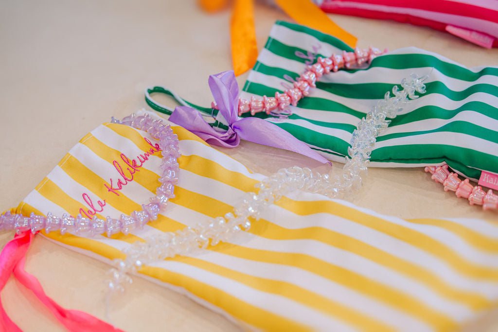 Mele Kalikimaka Bow Stocking