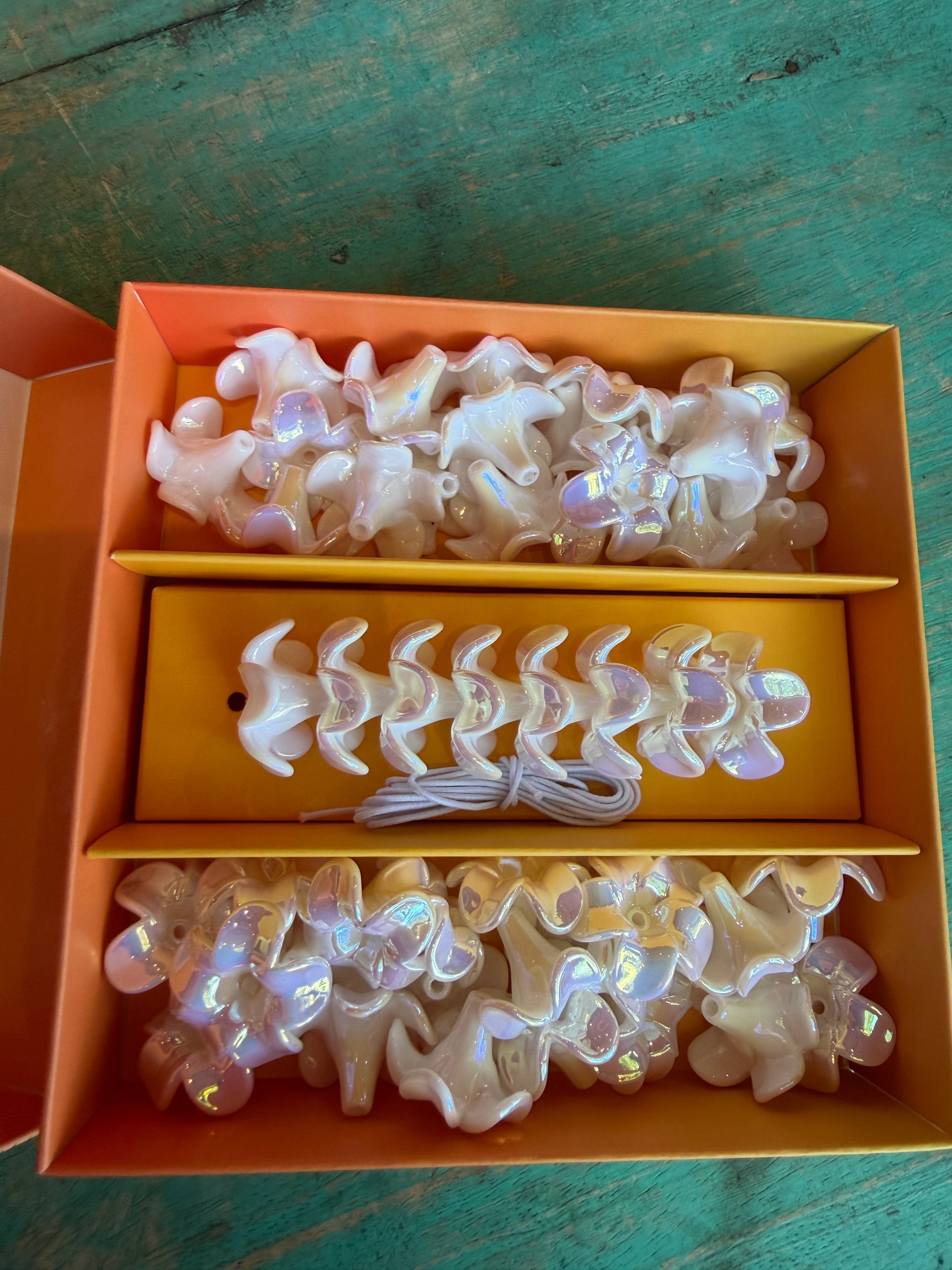 The OG Lei Kit™- Puakenikeni White