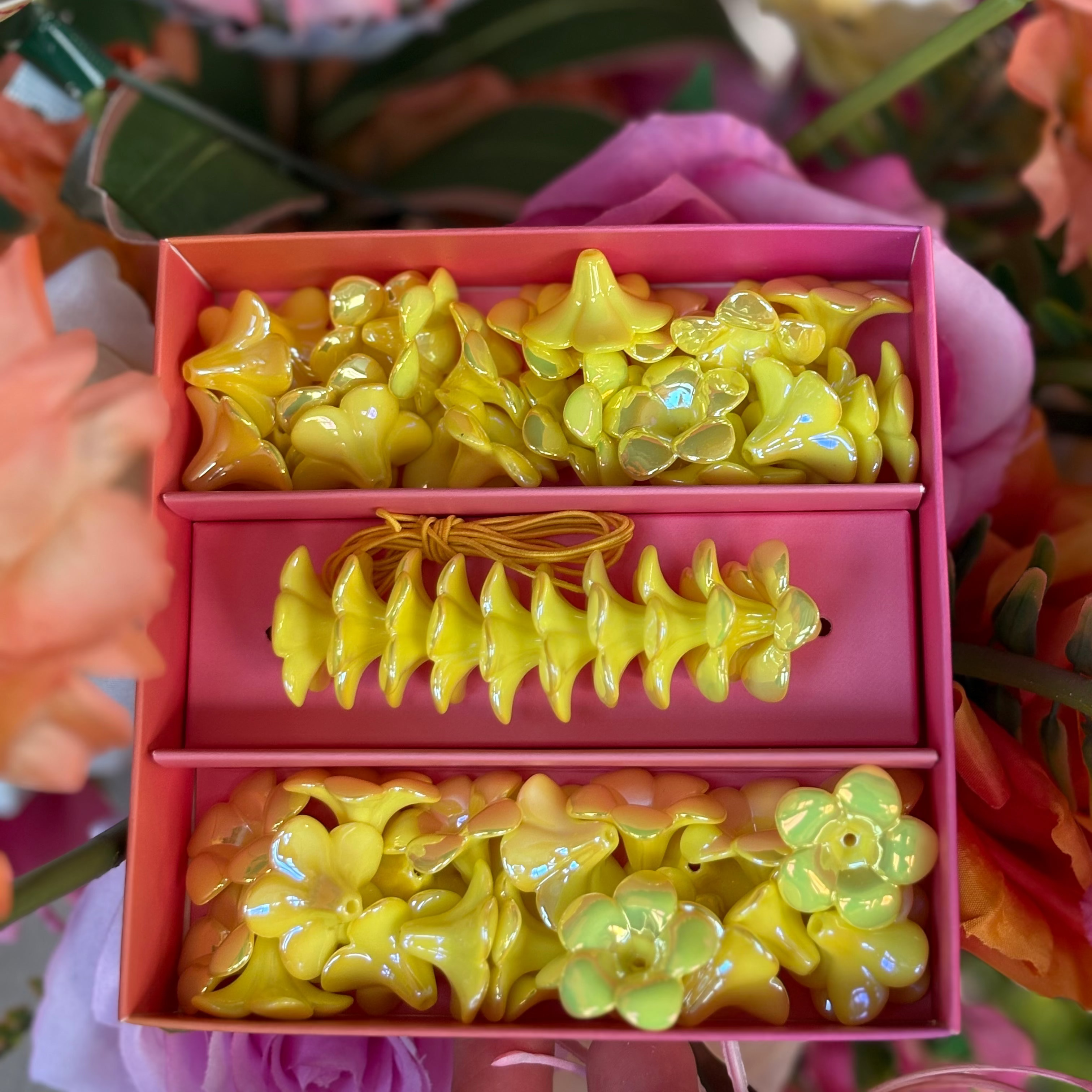 The OG Lei Kit™ - Plumeria Bright Yellow