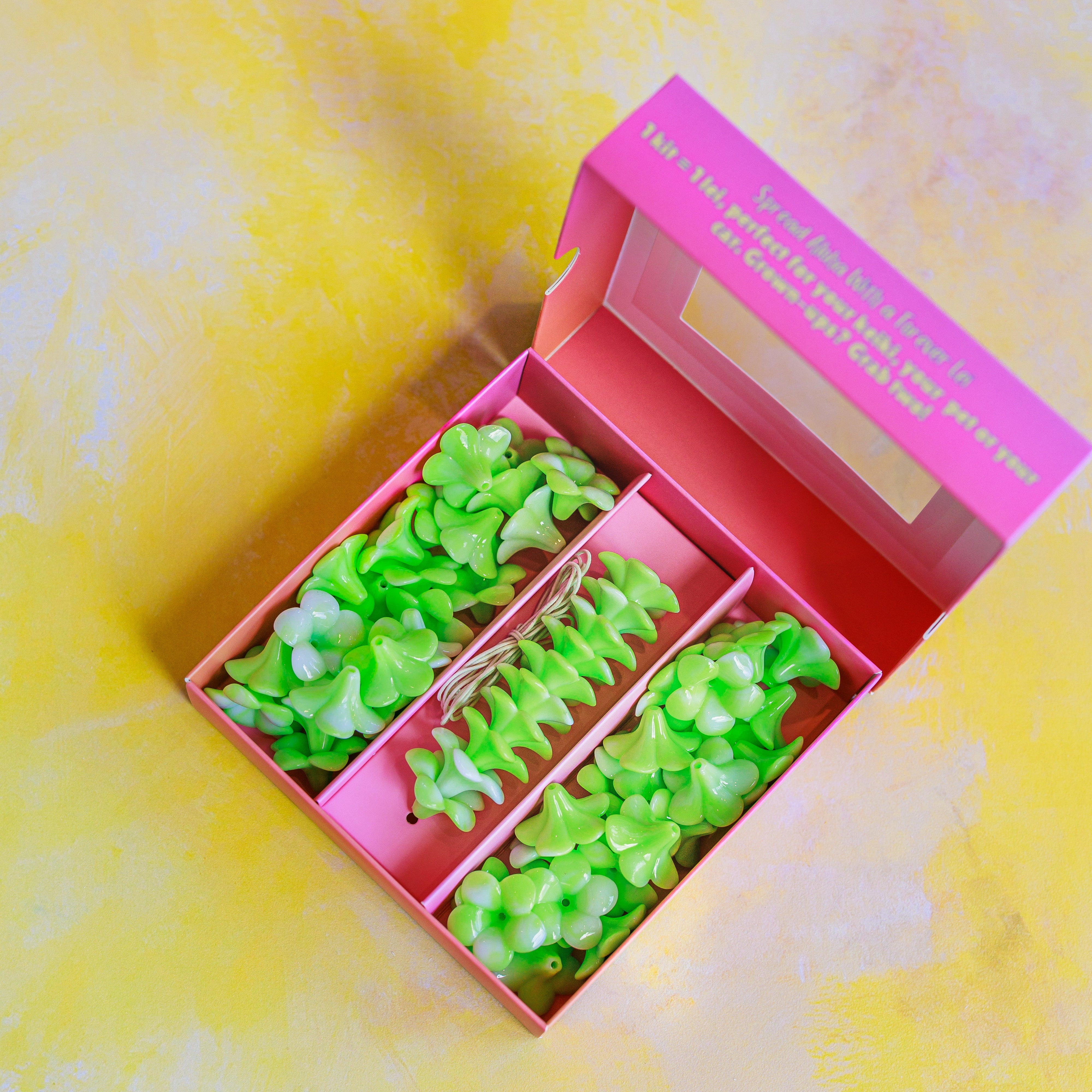 The OG Lei Kit™ - Plumeria Tie Dye Green