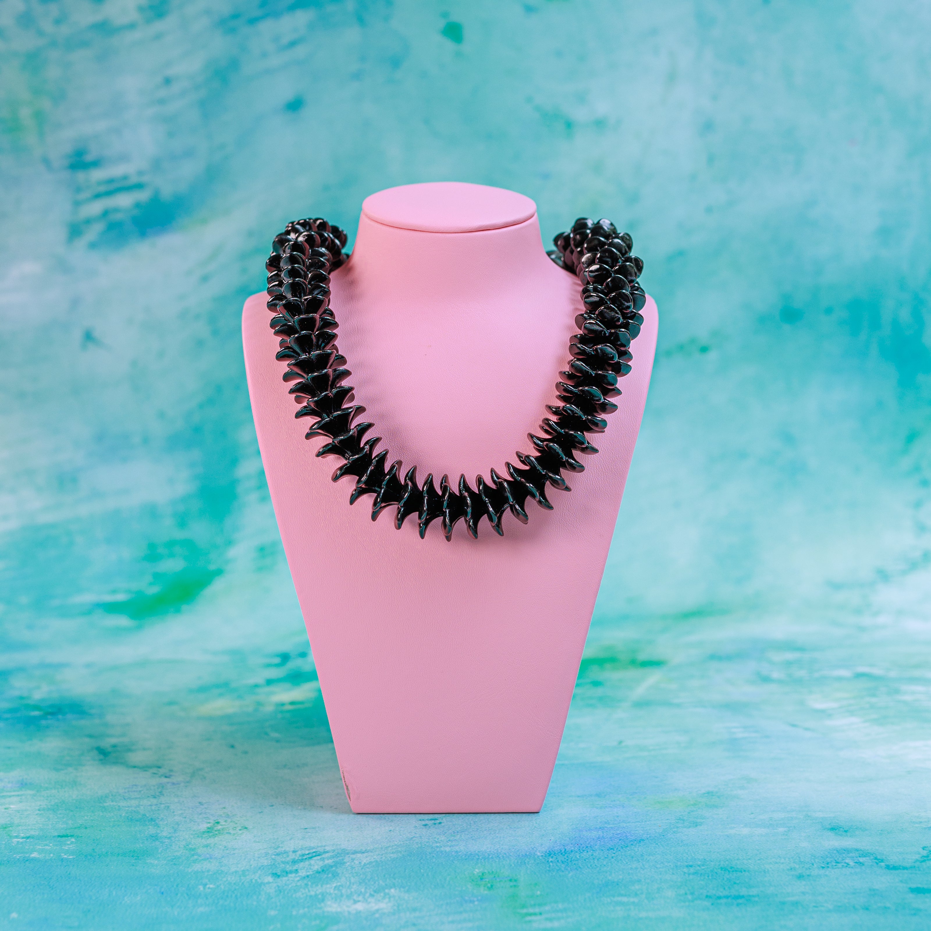 Plumeria black lacquer